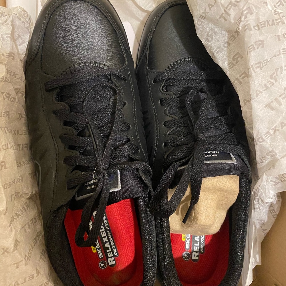 Sketchers Non Slip Sneakers